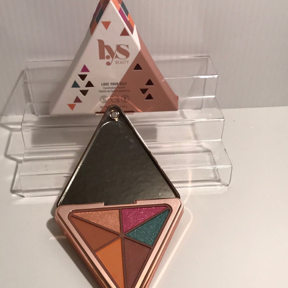 LYS BEAUTY Love Yourself Eyeshadow Palette in Unapologetic NEW